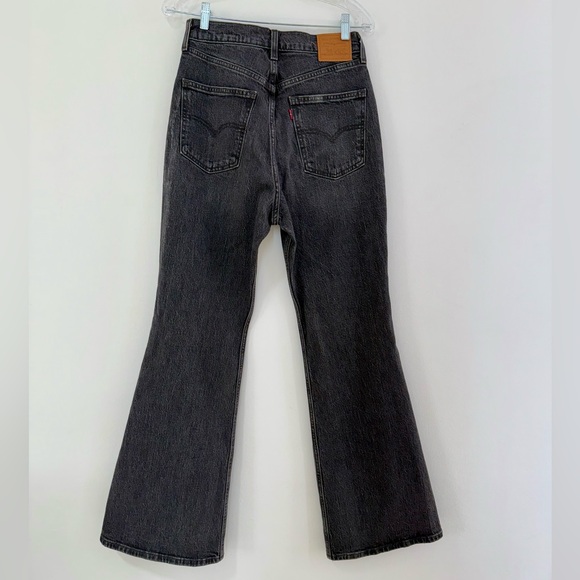 Levi’s 70s High Rise Flare Jean, Size 28 x 32  (actual waist measurement is 30”) - Picture 7 of 10